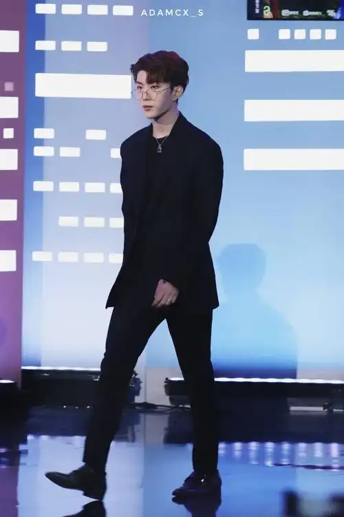 范丞丞壁纸ninepersent侵权删