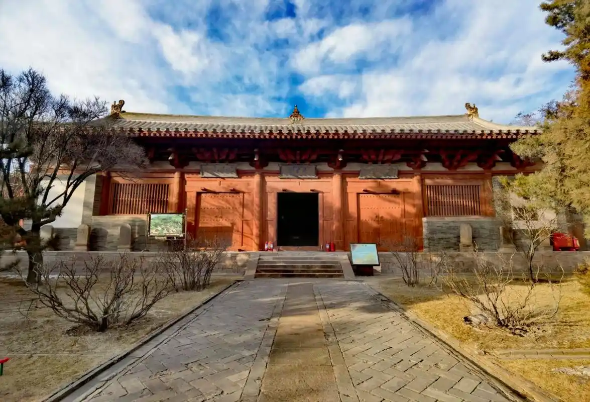 山西五台山佛光寺文殊殿 山西五台山佛光寺文殊殿拍摄于大年初四 金朝