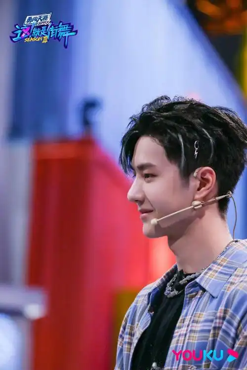 王一博《这!就是街舞3》新鲜剧照公开 人帅battle炸,尖叫停不下!