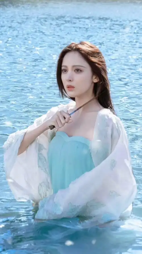 国风#古力娜扎的貂蝉也太美了,简直就是貂蝉本貂