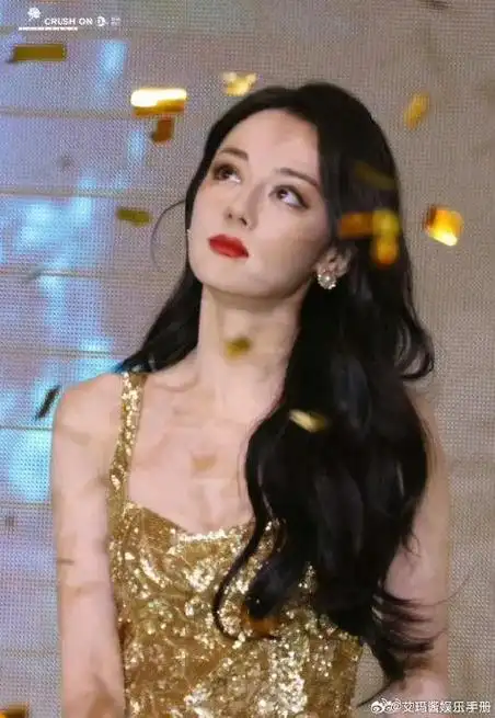 金鹤龙画的杨幂 杨紫 迪丽热巴,来康康美女们状态,pick谁?