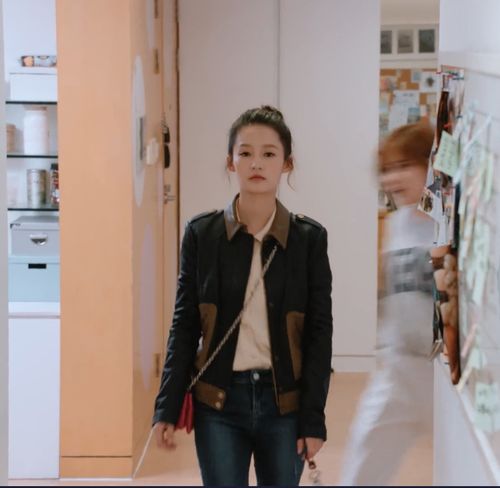 海上繁花杜晓苏李沁夏初同款衣服棕色拼接黑色皮衣短款夹克外套女