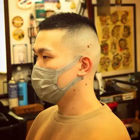 欧美风男生发型(男生发型欧美风小李子)-知道啦