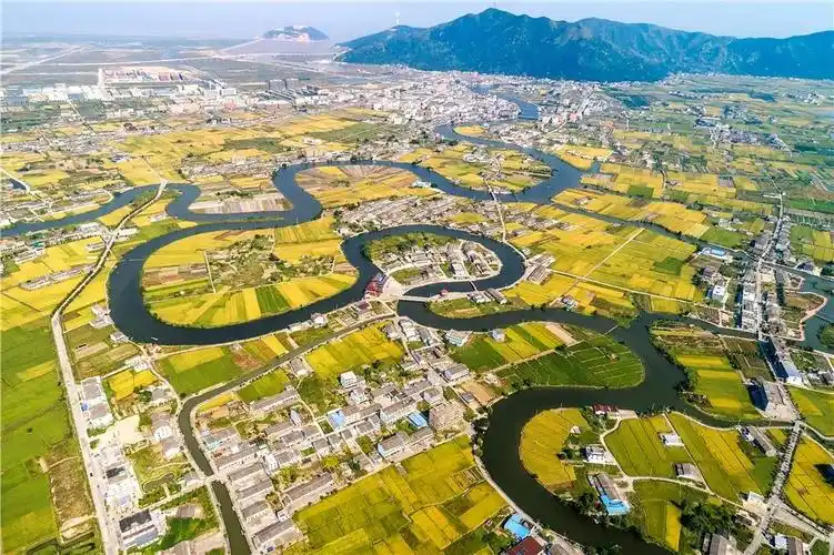 人民网:浙江龙港:"镇"改"市"两周年 一字之差看变化