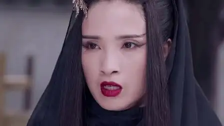 烈火如歌: 如歌假扮暗夜冥吸引暗夜罗, 无奈把暗夜绝逼疯了, 丢下刀边