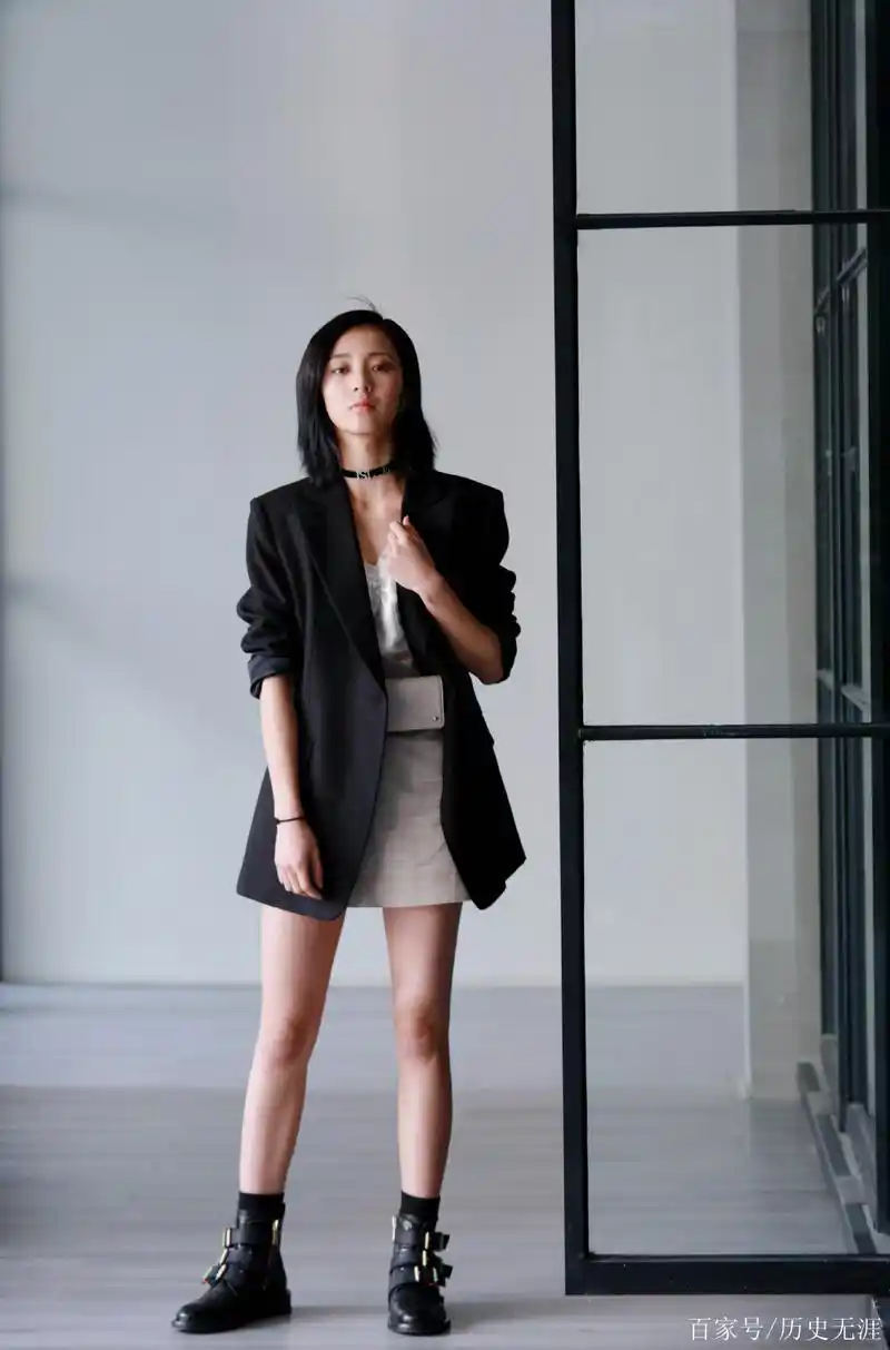 万鹏灵动写真图片