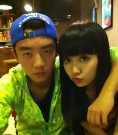 郑恺爱情:当备胎,玩暧昧,弃白富美程晓玥娶作女苗苗,收心了?