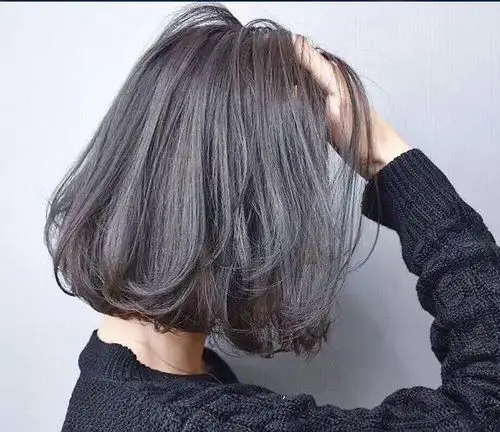 秋季最爆款烫染发型!