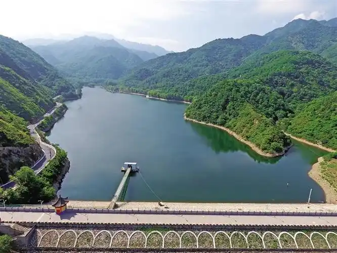 如画的蓝田县汤峪水库