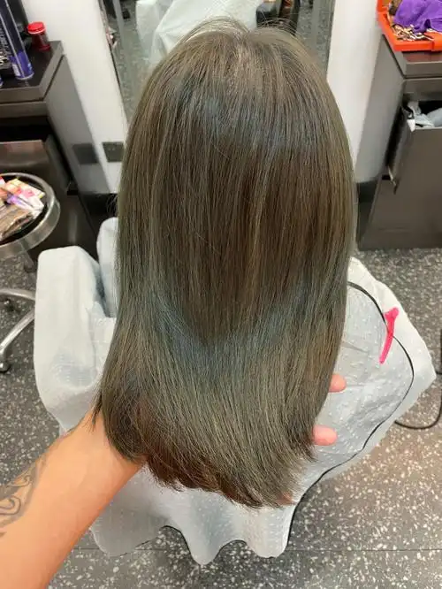 既有亚麻的柔又有灰色跟青色高冷质感青棕色,超级显白青棕色超级显级