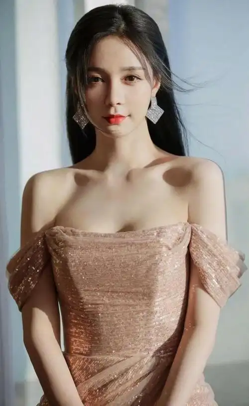 沈梦辰高清冷艳写真,妩媚动人!__财经头条