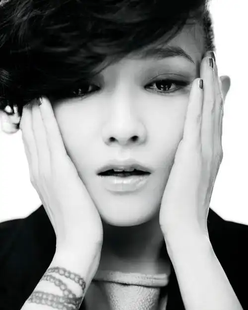 p>范晓萱(mavis fan),1977年2月27日出生于台北,祖籍湖北省仙桃市