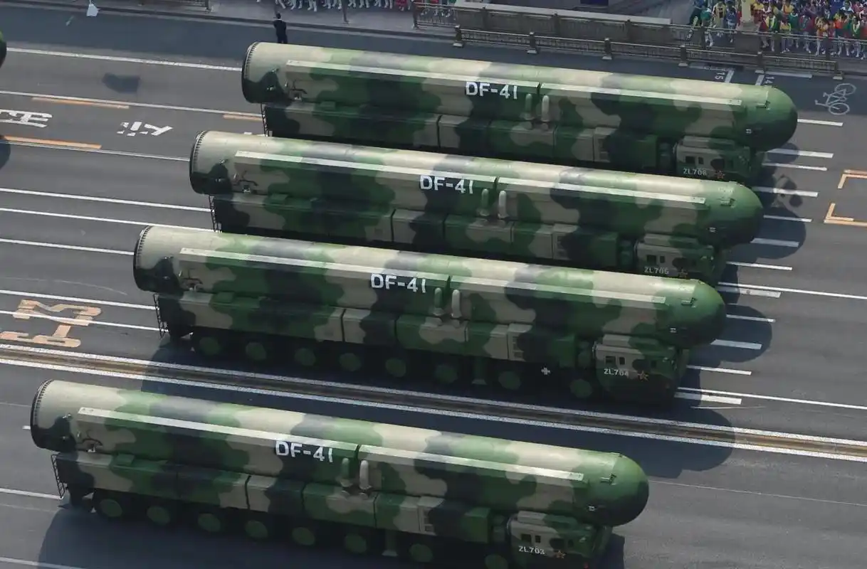 假设24枚东风41导弹向美集射,被誉为"世界第一"的美国,能防止吗