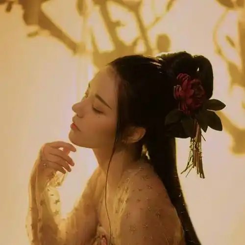 汉服伤感女生图片 古风伤感图片(7)_唯美图片