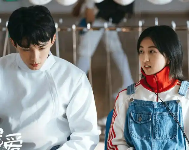 吴磊张子枫被疑"假戏真做"?