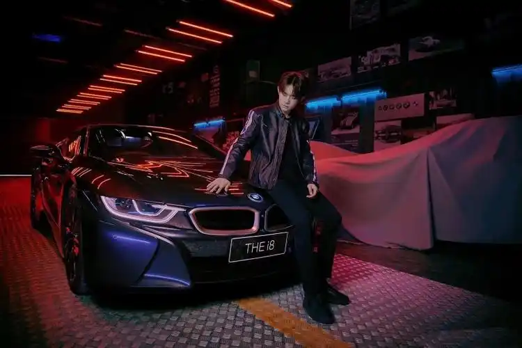 易烊千玺bmw宝马新生代代言人
