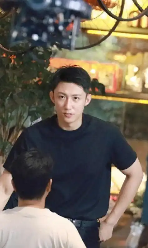 黄景瑜前妻又爆料,杨紫李现要二搭,屈楚萧张佳宁cp营业