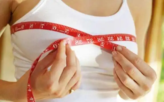 发育期的少女如何丰胸?该如何利用经期丰胸?[图]