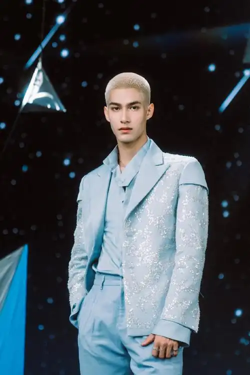 创4二公直拍##米卡直拍是王子本人吧