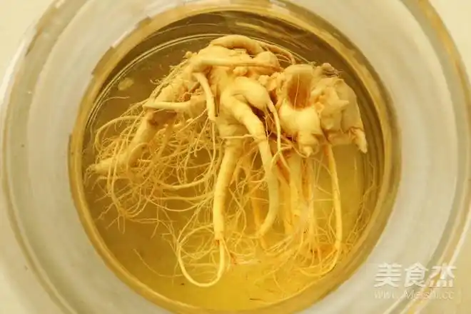 三七泡酒(功效与作用)的做法