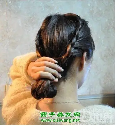 最好看的女生侧编发图片