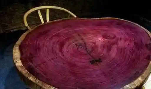 世界十大名贵木材排名紫檀木排第四黄花梨木排第一