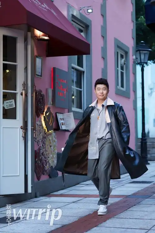 孟鹤堂周九良海报盲盒