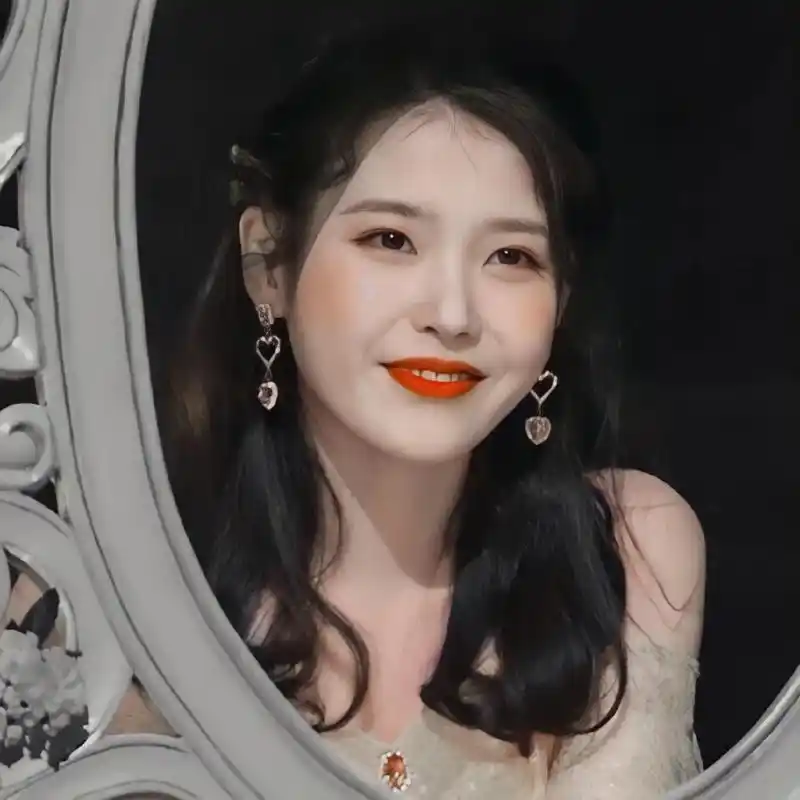 绝美头像#iu李知恩 - 抖音