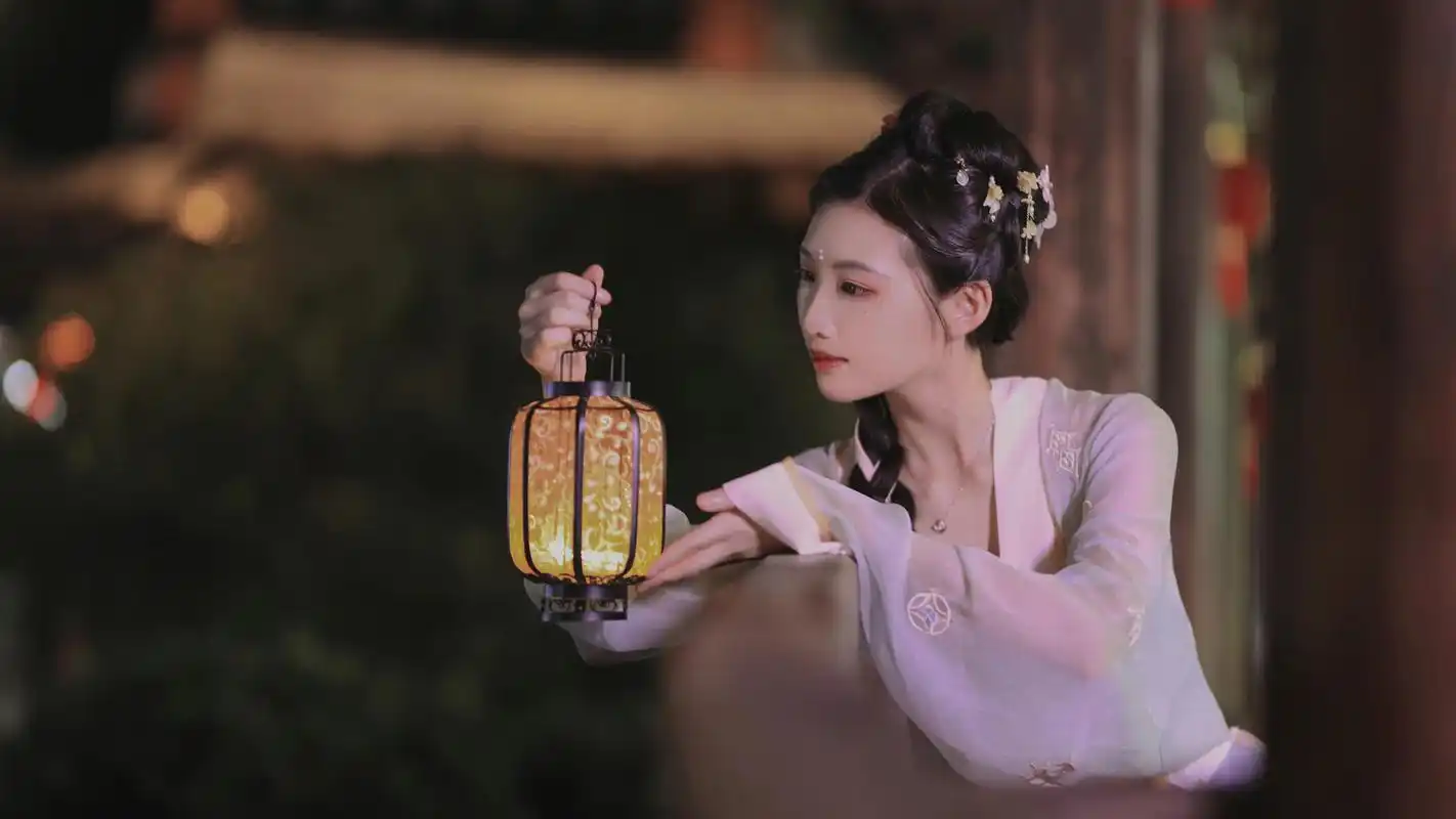 唯美古风:浅笑轻颦,抛掷流年…… - 简书