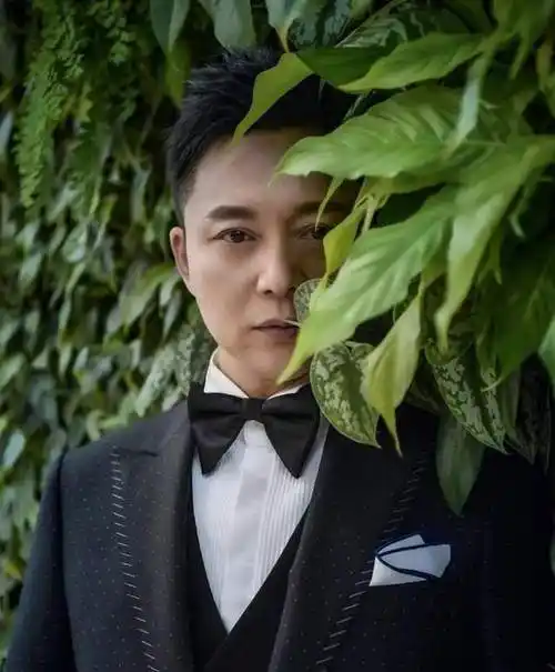 刘奕君是大家非常熟悉的演员了,他饰演坏人的频率,让别人一看演员表就