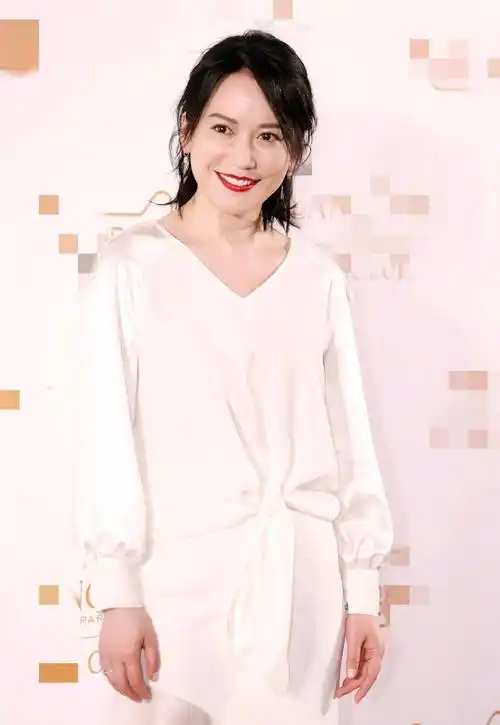 原创未修图害惨了俞飞鸿保持几十年的女神形象一下子就塌了