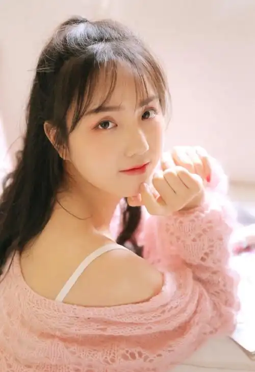 一个人05上面2人05下的描写