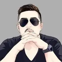 低调内敛沉稳大方的男生头像_微信头像图片大全