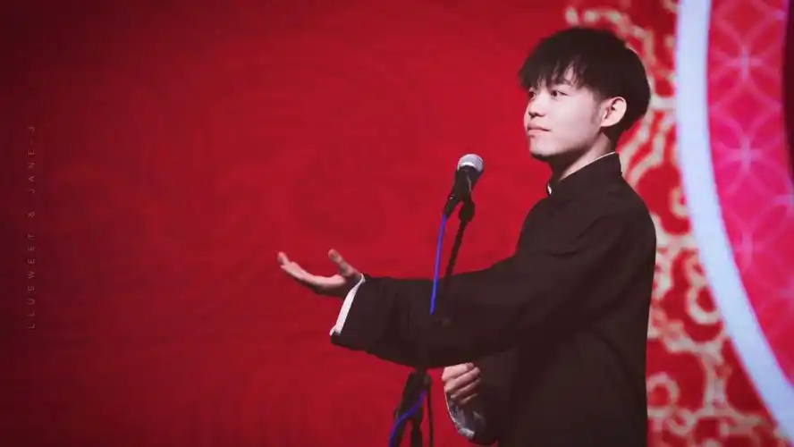 孙九芳 黑色大褂 - 堆糖,美图壁纸兴趣社区