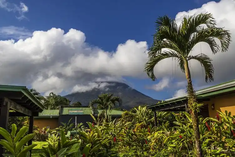 哥斯达黎加—zarcero小镇,阿雷纳火山