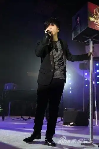 常石磊个唱原音重现我和你新七小福助阵