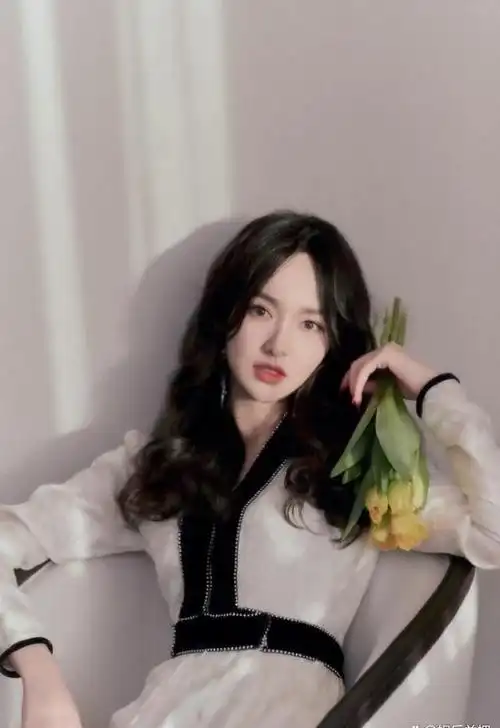 唐嫣再次官宣好消息,粉丝热泪盈眶:终于等到这一刻了