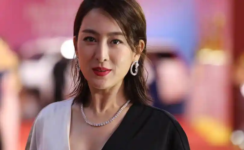 贾乃亮李小璐复合有戏?