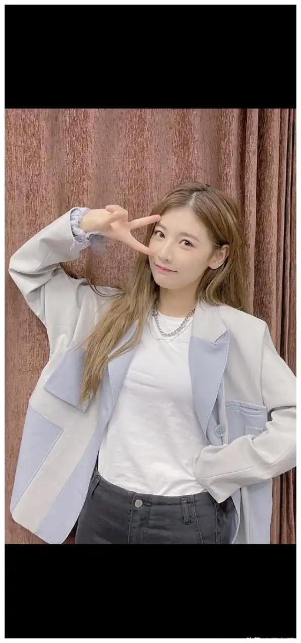 硬糖少女303-赵粤美女迷人美照欣赏,真好看啊