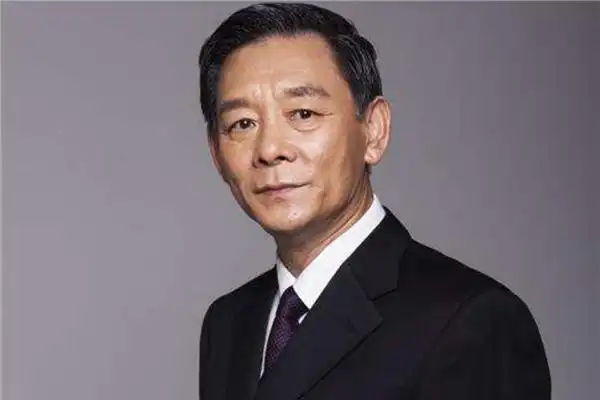 70岁老戏骨男演员排行榜 郑少秋有很多经典之作