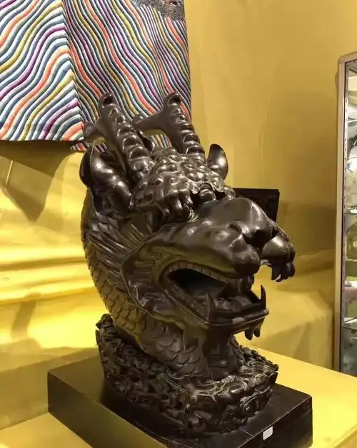 巴黎小拍惊现"圆明园流失龙首"由神秘人约2400万购得