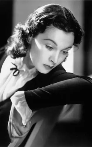 乱世佳人费雯丽经典剧照手机壁纸