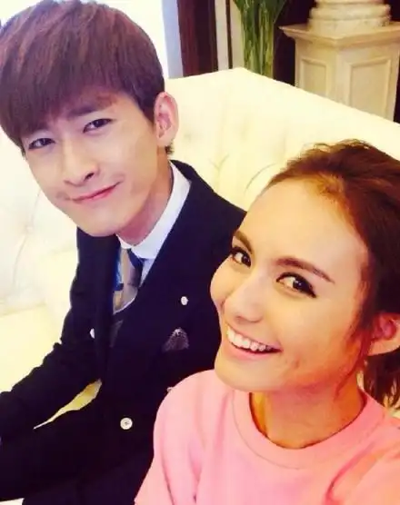 2021年,张翰主演的《夏梦狂诗曲》中,他扮演男主角夏承司,郭子千则