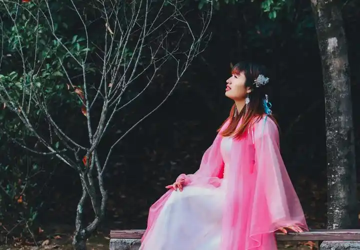 今年很流行古风