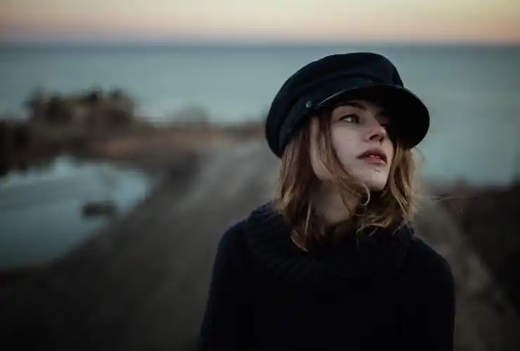 1失恋伤感女生图片,壁纸图片,女孩-桌面城市