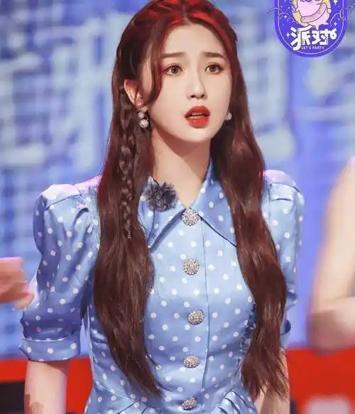 原创非日常派对收官官博晒the9海报成员造型用心精致