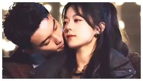 赵今麦与吴磊热吻戏太火辣!引爆网友热议,令人脸红心跳!