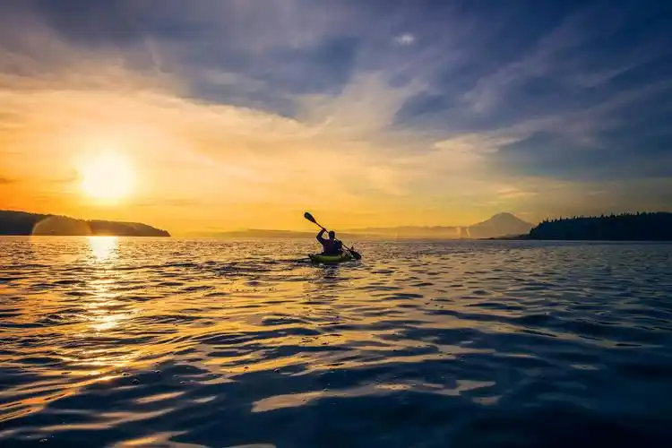 早上海船壁纸1280x960分辨率查看