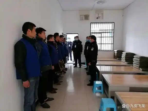 犯人在监狱里面坐牢的时候,国家按人头每年给监狱拨的