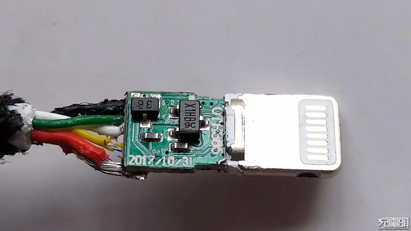 新冰雹usb-c to lightning iphonex/8/8 plus快充数据线拆解-充电头网